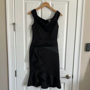 VENUS Black Ruffled Sheath Midi Dress